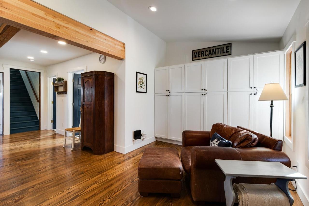 Historic Officer'S Farmhouse At Olf Coupeville Exteriér fotografie