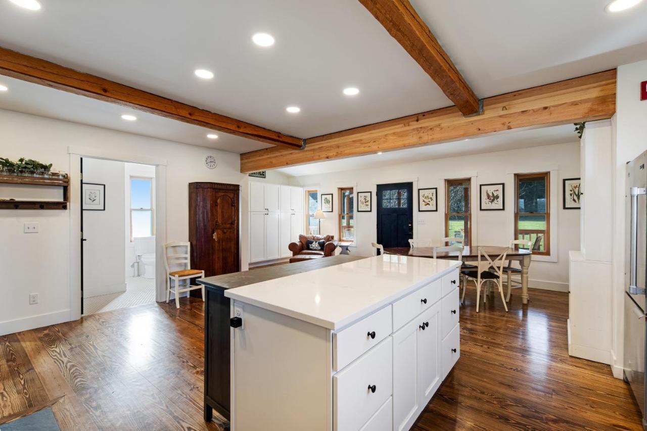 Historic Officer'S Farmhouse At Olf Coupeville Exteriér fotografie