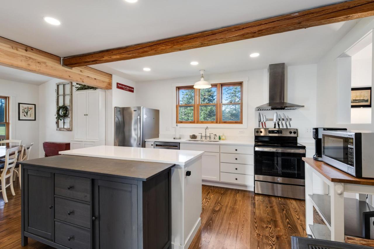 Historic Officer'S Farmhouse At Olf Coupeville Exteriér fotografie