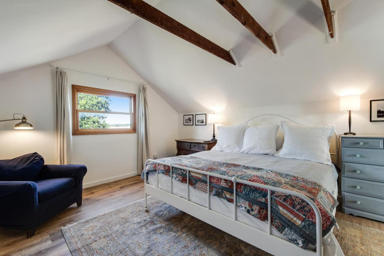 Historic Officer'S Farmhouse At Olf Coupeville Exteriér fotografie
